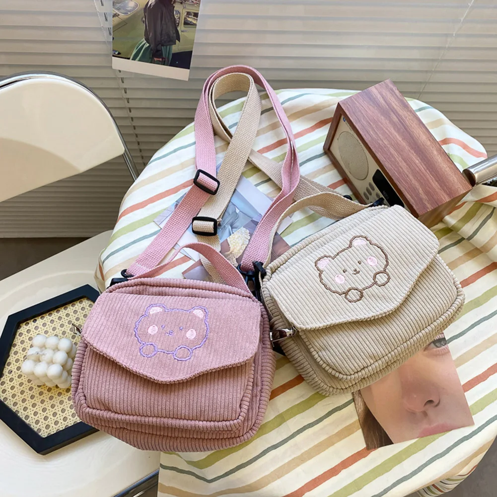 Retro Women Shoulder Bags Solid Color Handbags Leisure Ladies Girls Corduroy Messenger Bag Daily Traveling Commuter Bag
Retro Women Shoulder Bags Solid Color Handbags Leisure Ladies Girls Corduroy Messenger Bag Daily Traveling Commuter Bag