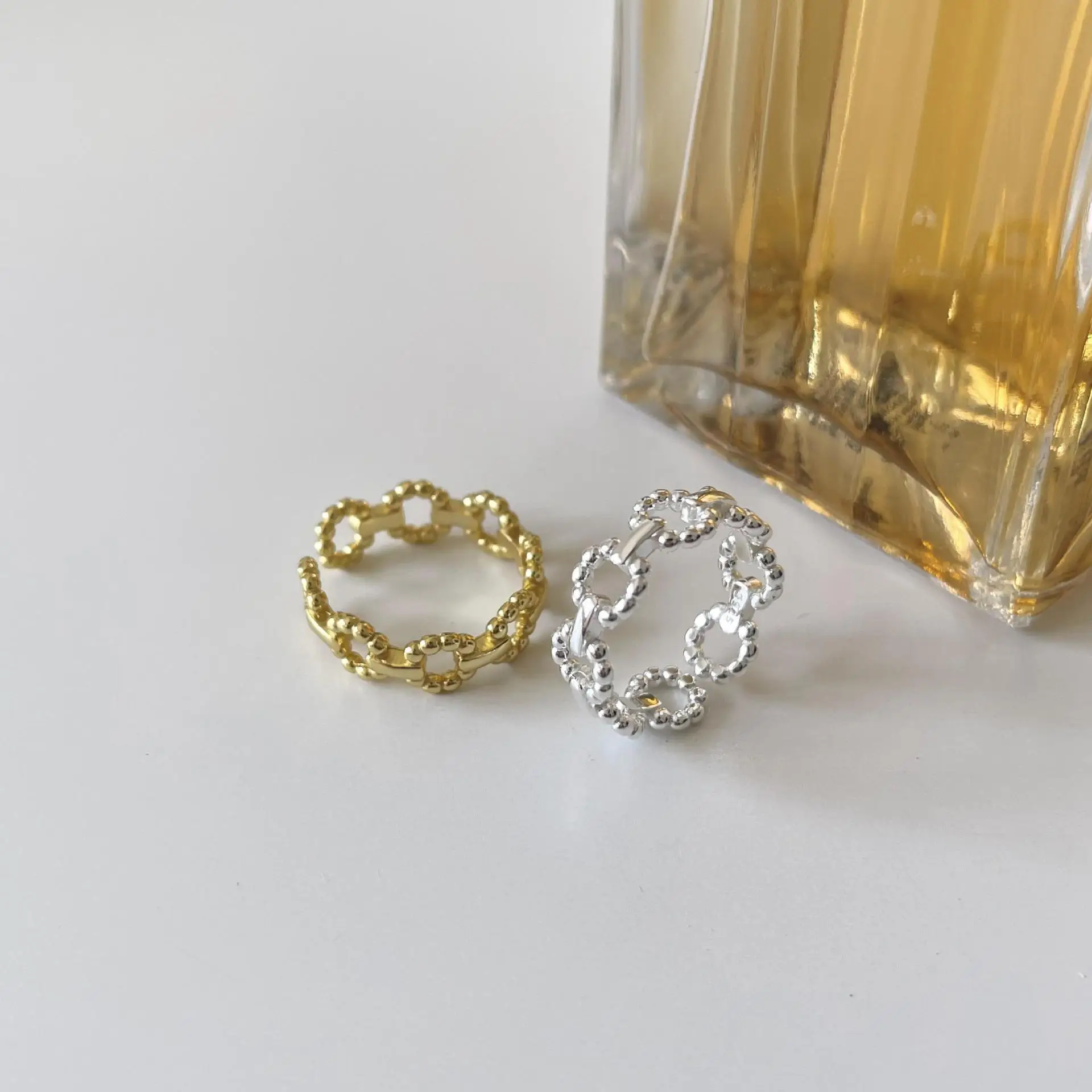 All-Matched 925 Sterling Silver Rings 18K Gold Hollow Out Ring For Women Ring 2021Trend Silver 925 Jewelry Fashion Korean
All-Matched 925 Sterling Silver Rings 18K Gold Hollow Out Ring For Women Ring 2021Trend Silver 925 Jewelry Fashion Korean