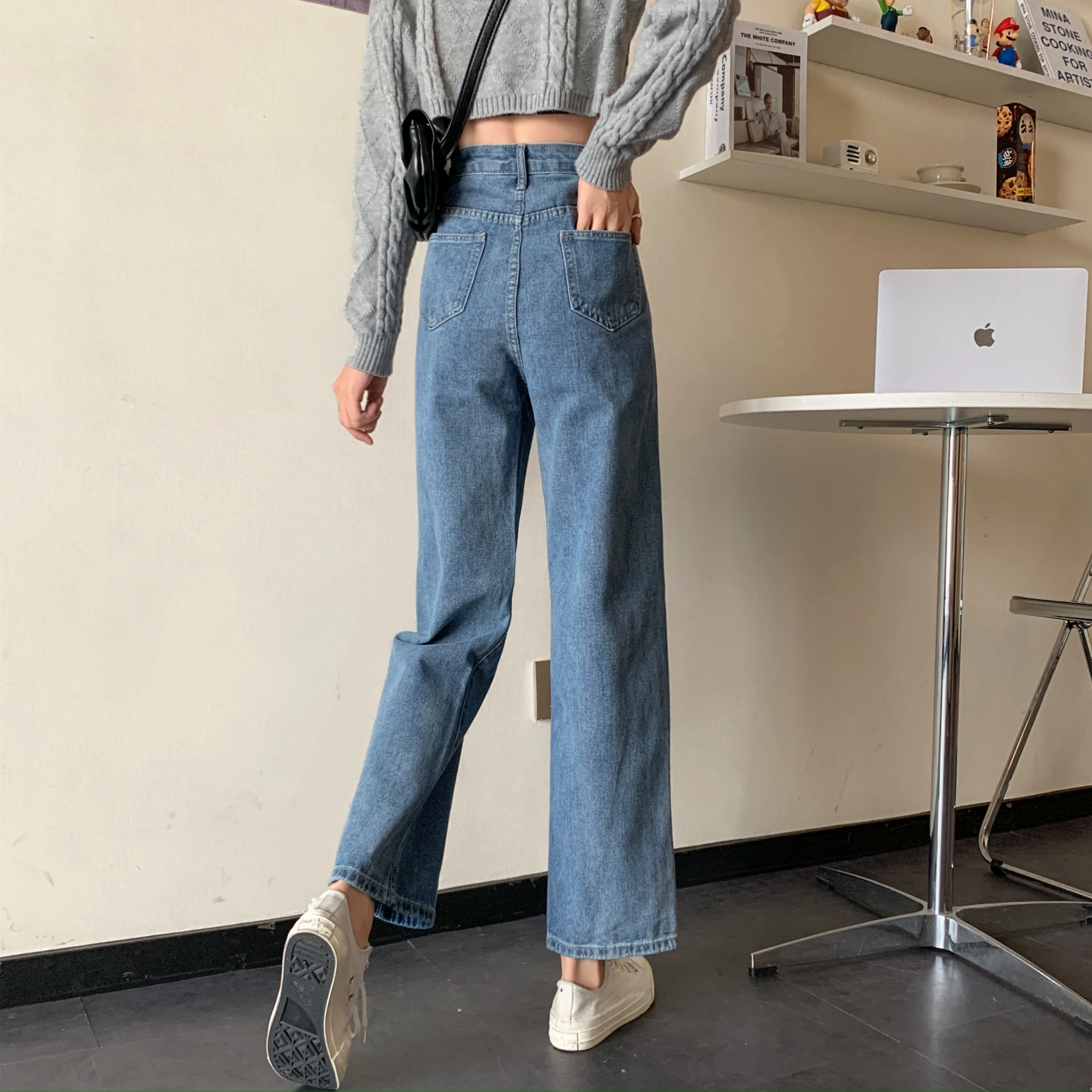 Spring and Summer 2021 New Slimming Student Wide Leg High Waist Jeans Women's Straight Loose All-Match Cropped Trousers
Spring and Summer 2021 New Slimming Student Wide Leg High Waist Jeans Women's Straight Loose All-Match Cropped Trousers