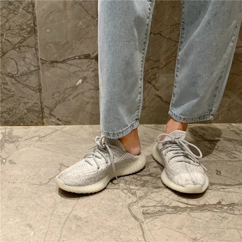 Jeans Women Ulzzang Soft Streetwear 2019 Summer New Korean Style High Waist Straight Fashion Loose Women Trousers Chic Casual 
Jeans Women Ulzzang Soft Streetwear 2019 Summer New Korean Style High Waist Straight Fashion Loose Women Trousers Chic Casual