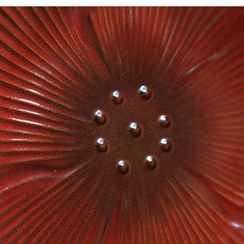 Flower Shape Ceramic Tableware Red Irregular Relief Craft Fruit Plate Creative Fashion Home Decorative Dishes 
Flower Shape Ceramic Tableware Red Irregular Relief Craft Fruit Plate Creative Fashion Home Decorative Dishes