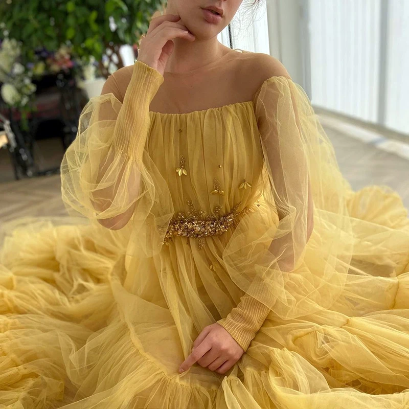 Hot Sale Golden Tiered Tulle Prom Dress Elegant A-Line Scoop Neckline Evening Dress New Arrival Puff Sleeves Party Dress
Hot Sale Golden Tiered Tulle Prom Dress Elegant A-Line Scoop Neckline Evening Dress New Arrival Puff Sleeves Party Dress