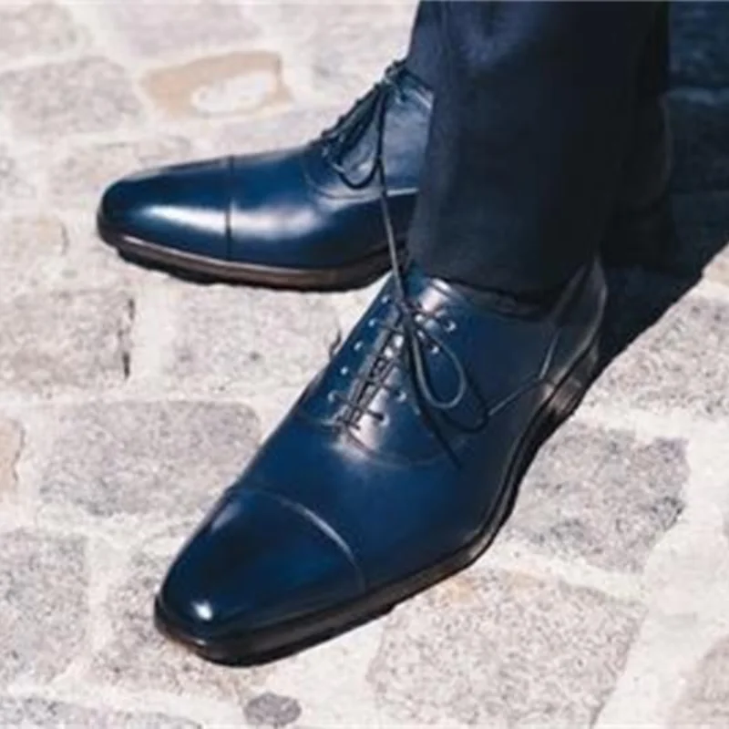 Men Shoes Handmade High-grade Blue PU Retro Three-stage Lace-up Classic Fashion Trend Business Casual Dress Oxford Shoes KF667
Men Shoes Handmade High-grade Blue PU Retro Three-stage Lace-up Classic Fashion Trend Business Casual Dress Oxford Shoes KF667