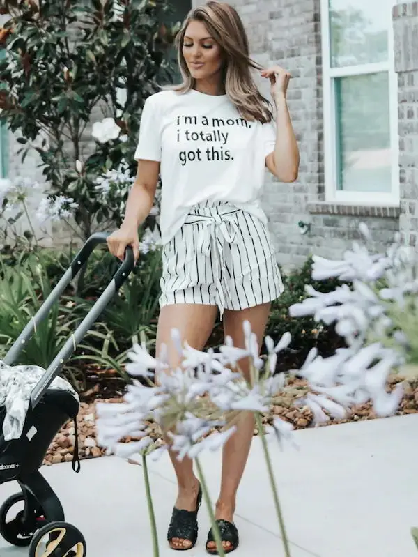 i'am a mom,i totally got this Them T-Shirt Top Funny Casual slogan art 100% cotton Summer Graphic Tee Shirts For Women tee tops
i'am a mom,i totally got this Them T-Shirt Top Funny Casual slogan art 100% cotton Summer Graphic Tee Shirts For Women tee tops