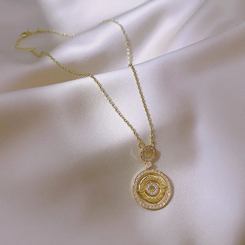 Vintage Round Roman Numeral Zirconia Pendant Necklace For Women Party Summer Beach Prom Delicate Personality Necklace Jewelry
Vintage Round Roman Numeral Zirconia Pendant Necklace For Women Party Summer Beach Prom Delicate Personality Necklace Jewelry