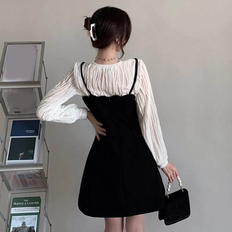 KUSAHIKI 2021 New Women Suits Pleated O-neck Long Sleeve Blouse + Slim Waist A-ling Sling Dress Korean Spring 2Pieces Sets 6E791
KUSAHIKI 2021 New Women Suits Pleated O-neck Long Sleeve Blouse + Slim Waist A-ling Sling Dress Korean Spring 2Pieces Sets 6E791
