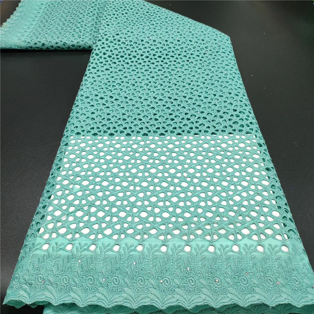 Beautiful African Swiss voile Lace Fabric 100% Cotton Embroidered 2022 High Quality French Net Lace Fabric 5Yards/Lot TY155 (1)
Beautiful African Swiss voile Lace Fabric 100% Cotton Embroidered 2022 High Quality French Net Lace Fabric 5Yards/Lot TY155 (1)