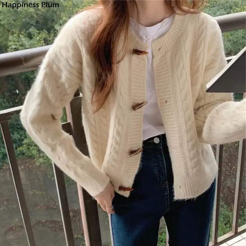 Ladies Cardigans Long Sleeve Knitted Sweater Women Korean Fashion Sweaters Female Jumpers Cardigan Jacket with Buttons
Ladies Cardigans Long Sleeve Knitted Sweater Women Korean Fashion Sweaters Female Jumpers Cardigan Jacket with Buttons