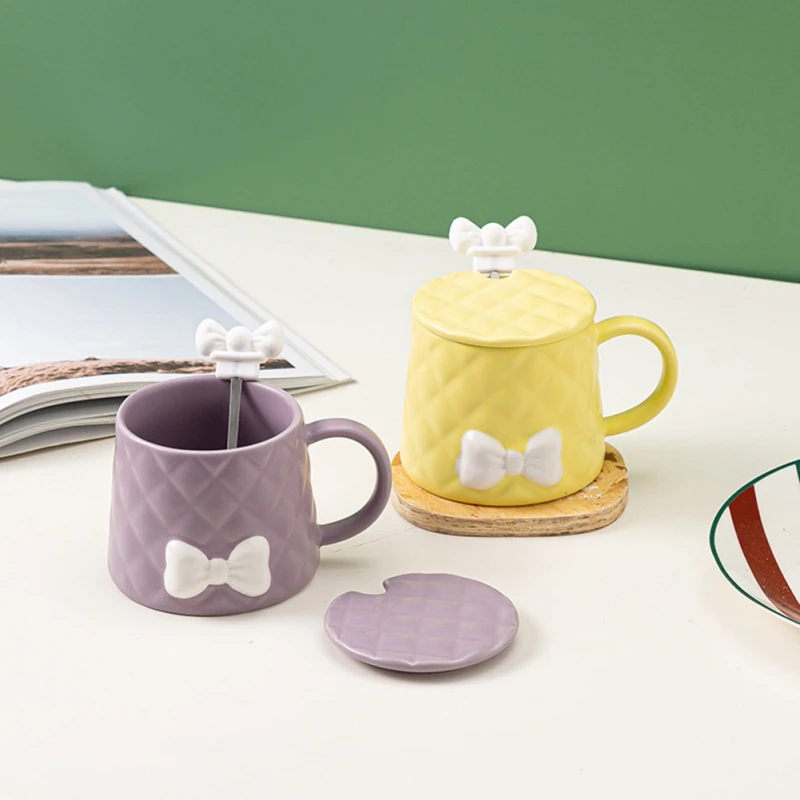 Cute Ceramic Tea Cups Bowknot Coffee Mug With Handle For Cup or Mug Lovers Girl Christmas Gift Coffee Milk Water Cup New Style
Cute Ceramic Tea Cups Bowknot Coffee Mug With Handle For Cup or Mug Lovers Girl Christmas Gift Coffee Milk Water Cup New Style