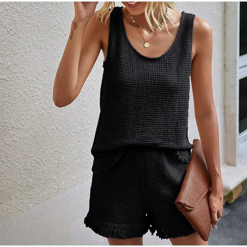 Summer Two Piece Set Women Tassel Tracksuit Loose Sleeveless Tank Tops Sets Summer Women Clothing Casual Suit with Shorts
Summer Two Piece Set Women Tassel Tracksuit Loose Sleeveless Tank Tops Sets Summer Women Clothing Casual Suit with Shorts