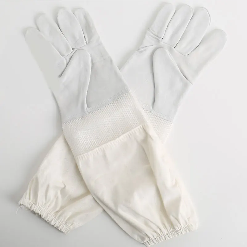 Anti-Bee Gloves Bee Catching Tools Polyester And Cotton Material Convenient Practical Durable Home Gardening Accessories Supply 
Anti-Bee Gloves Bee Catching Tools Polyester And Cotton Material Convenient Practical Durable Home Gardening Accessories Supply