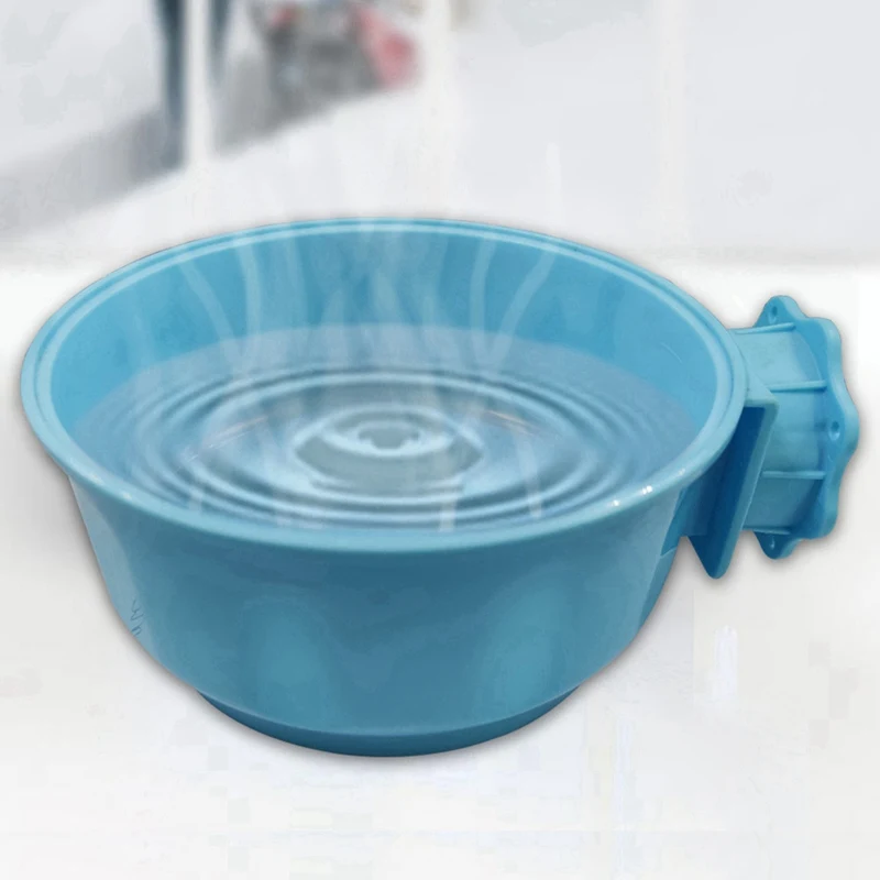 portable USB pet heating bowl trumpet drinking bowl blue pet cat and dog feeder pet cat dog food heating bowl 
portable USB pet heating bowl trumpet drinking bowl blue pet cat and dog feeder pet cat dog food heating bowl