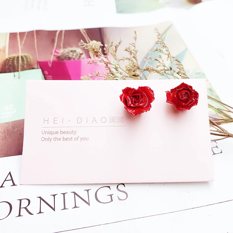 1Pair New Resin Natural Dried Flower S925 Stud Earrings Resin Rose Earrings For Women Handmade Female Creative Elegant Jewelry
1Pair New Resin Natural Dried Flower S925 Stud Earrings Resin Rose Earrings For Women Handmade Female Creative Elegant Jewelry