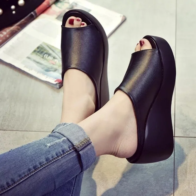 Sandals Slippers 2022 Summer New Ladies Fashion shaped Slope Outer Wear Sandals Beach Shoes
Sandals Slippers 2022 Summer New Ladies Fashion shaped Slope Outer Wear Sandals Beach Shoes