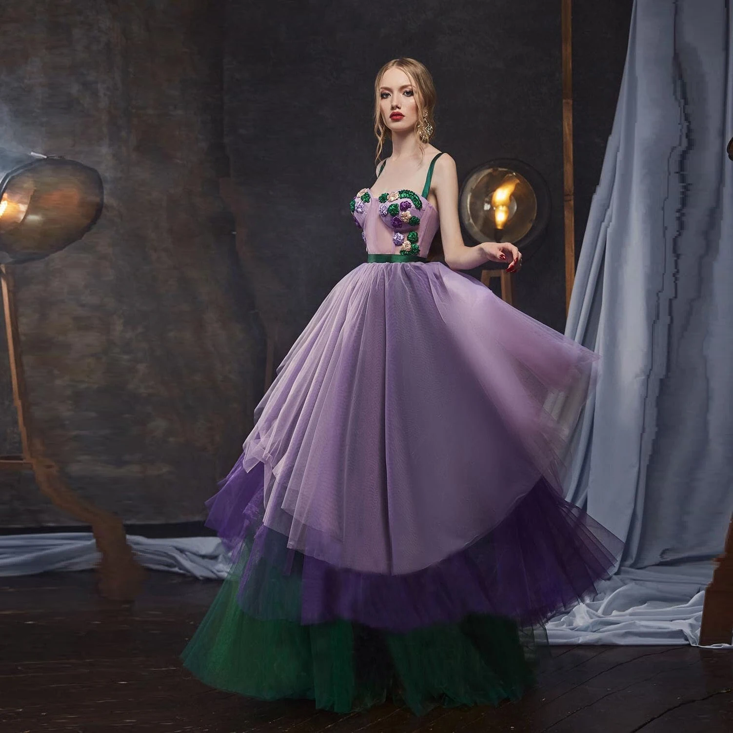 Colorful Elegant Prom Dresses Long Spaghetti Strap Handmade Flowers Tulle Tiered A-Line Women Formal Evening Party Gowns Custom
Colorful Elegant Prom Dresses Long Spaghetti Strap Handmade Flowers Tulle Tiered A-Line Women Formal Evening Party Gowns Custom