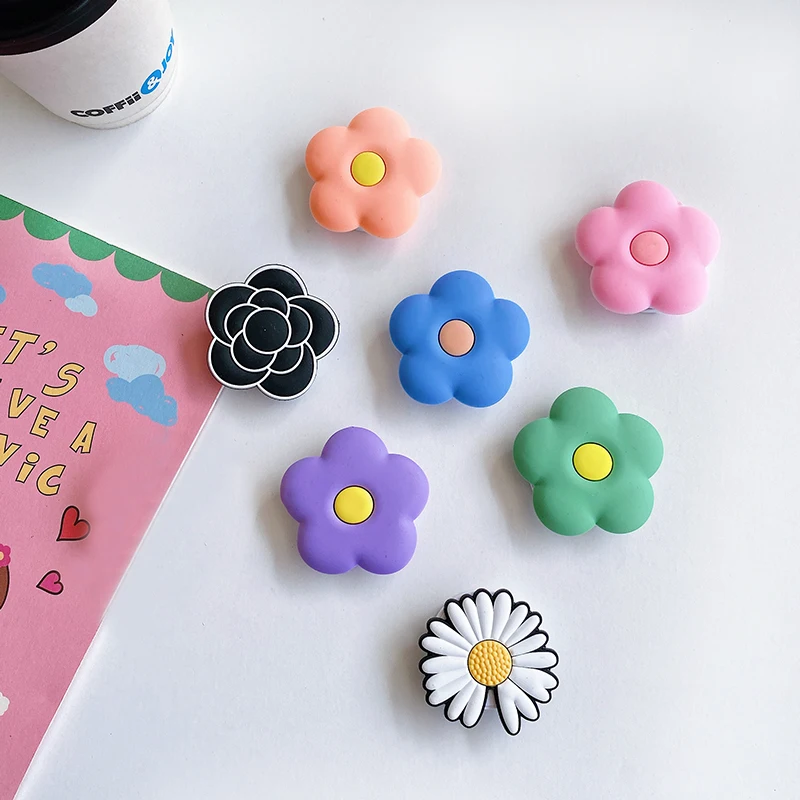 Cute flower cat paw universal mobile phone stretch bracket cartoon fold bag Phone Expanding phone Stand Finger car phone Holder
Cute flower cat paw universal mobile phone stretch bracket cartoon fold bag Phone Expanding phone Stand Finger car phone Holder