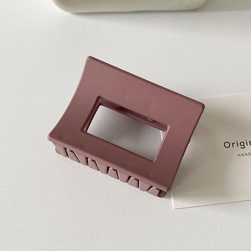 Acrylic INS Matte hair Clips Crab Girls Hair Accessories Geometric Hollow Square Hairpins Korean Hair Claws Crab Shark Clip Hot
Acrylic INS Matte hair Clips Crab Girls Hair Accessories Geometric Hollow Square Hairpins Korean Hair Claws Crab Shark Clip Hot