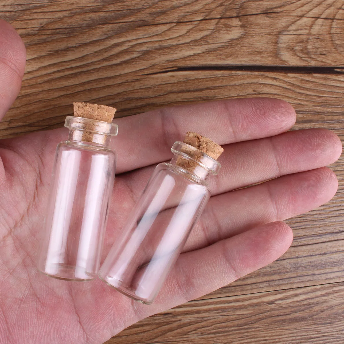 100 pieces 12ml 22*55mm Glass Bottles with Cork Stopper Small Glass Jars Glass Vials for DIY Crafts Gift
100 pieces 12ml 22*55mm Glass Bottles with Cork Stopper Small Glass Jars Glass Vials for DIY Crafts Gift