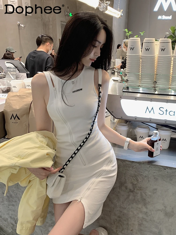 Sexy White Letter Solid Color Vest Dress Women's Elegant Zipper Hip Dress Irregular Mini Short Dress High Waist Sleeveless Dress
Sexy White Letter Solid Color Vest Dress Women's Elegant Zipper Hip Dress Irregular Mini Short Dress High Waist Sleeveless Dress