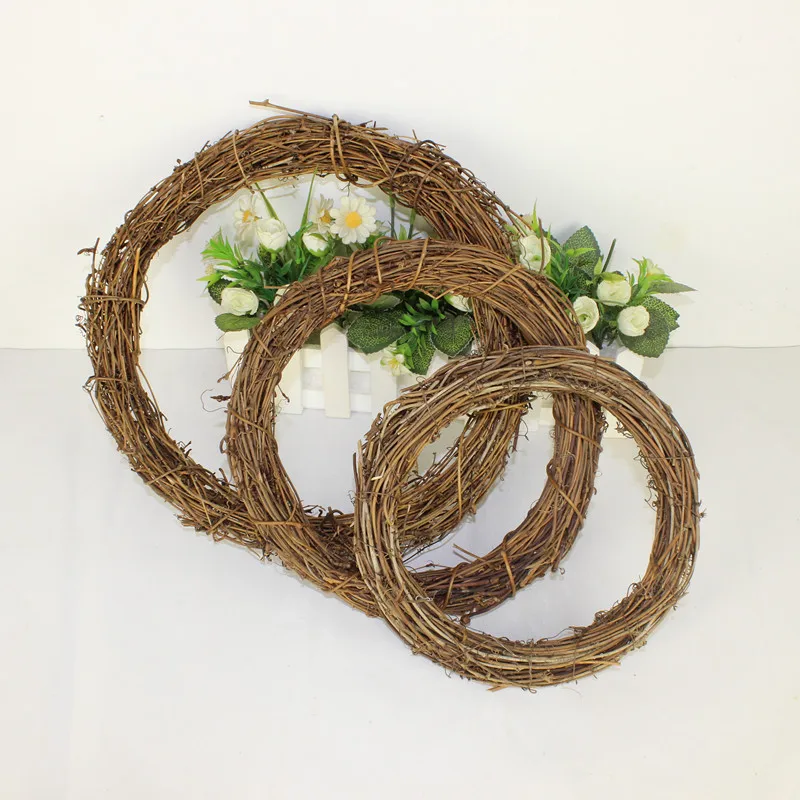 Multi-size Christmas Wreath Natural Crafts Dried Branch Rattan Wreath DIY Dry Cane Circle Christmas Wreath Wreath Decoration
Multi-size Christmas Wreath Natural Crafts Dried Branch Rattan Wreath DIY Dry Cane Circle Christmas Wreath Wreath Decoration