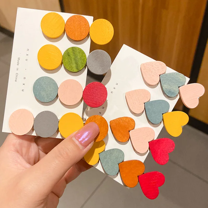 DISCICI Vitality Color Matching Love Geometric Hairpin Wooden Bangs Clip Headdress Female Fashion Hair Accessories
DISCICI Vitality Color Matching Love Geometric Hairpin Wooden Bangs Clip Headdress Female Fashion Hair Accessories