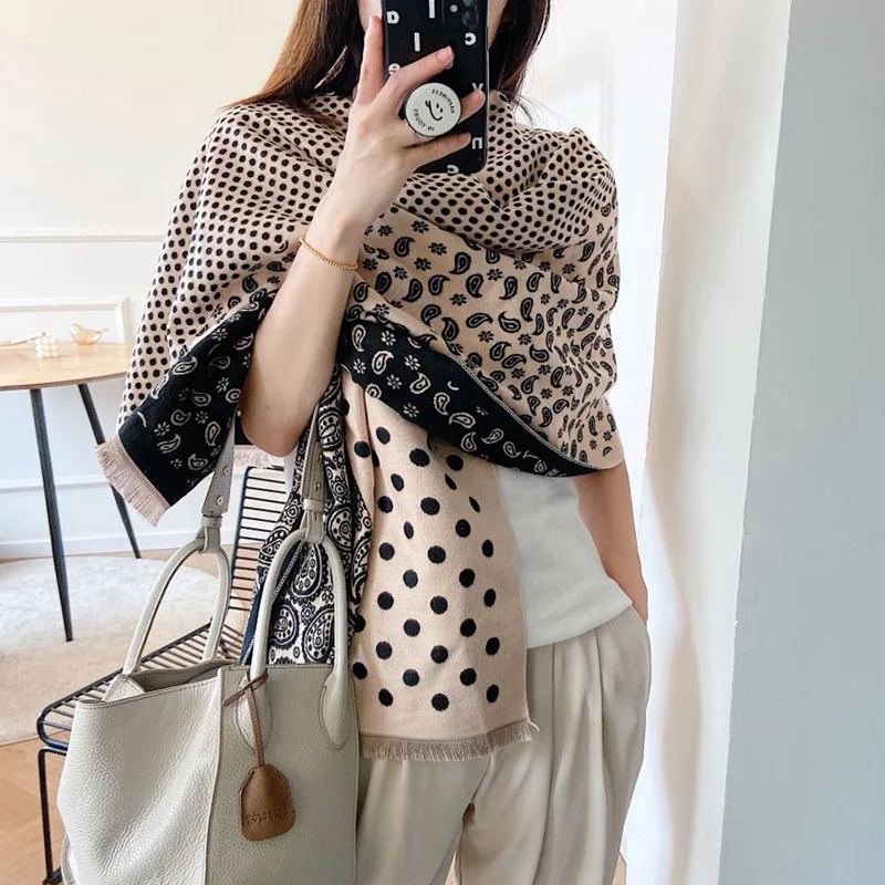 Cashmere Cashew Print Scarf Women Korean Version of The New Polka Dot Thick Warm Shawl
Cashmere Cashew Print Scarf Women Korean Version of The New Polka Dot Thick Warm Shawl