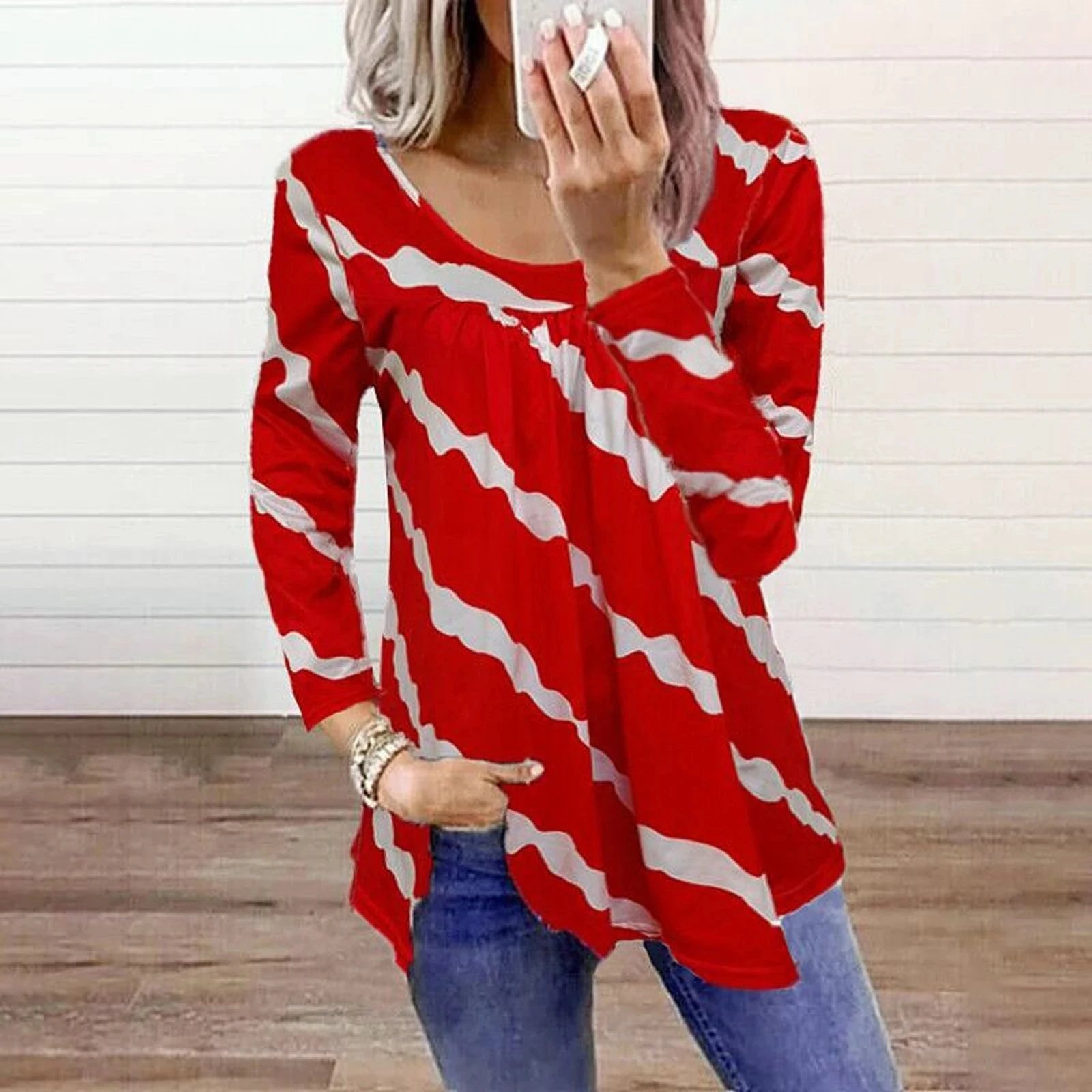 Blouse Women Autumn Fashion Striped Long-Sleeved Printing Casual Loose T-Shirt Street Commuter Multi-Color Female Top Clothing 
Blouse Women Autumn Fashion Striped Long-Sleeved Printing Casual Loose T-Shirt Street Commuter Multi-Color Female Top Clothing
