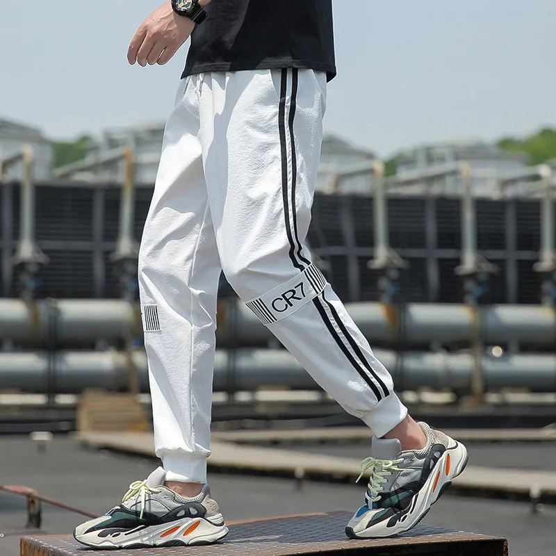 Sports Pants New Men's Shorts Summer Bodyguard Overalls Leggings Casual Capris2021
Sports Pants New Men's Shorts Summer Bodyguard Overalls Leggings Casual Capris2021
