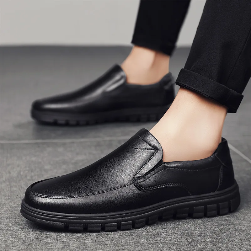 British Style Fashion Men Leather Shoes Quality Male Business Shoes Non-slip Sole Comfortable All-Season Men Casual Shoes
British Style Fashion Men Leather Shoes Quality Male Business Shoes Non-slip Sole Comfortable All-Season Men Casual Shoes