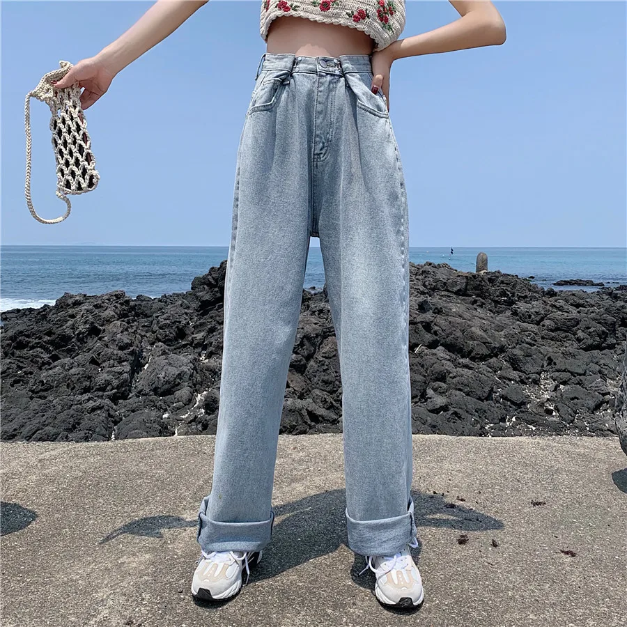 Korean Style 2021 Summer New Fashion High Waist Jeans Female Straight Loose Casual Wide Light Blue Denim Pants
Korean Style 2021 Summer New Fashion High Waist Jeans Female Straight Loose Casual Wide Light Blue Denim Pants