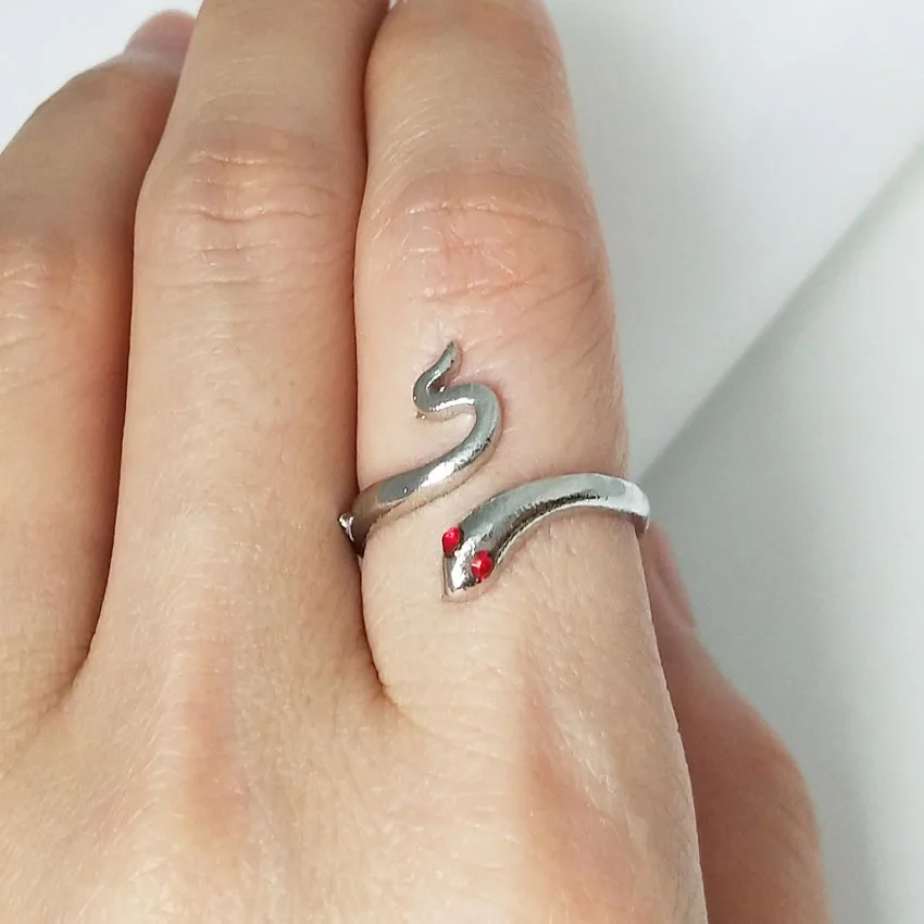 Coconal Bohemian All-match Small Silver Open Snake Ring Temperament Personality Woman Jewelry Party Commemorative Gift
Coconal Bohemian All-match Small Silver Open Snake Ring Temperament Personality Woman Jewelry Party Commemorative Gift