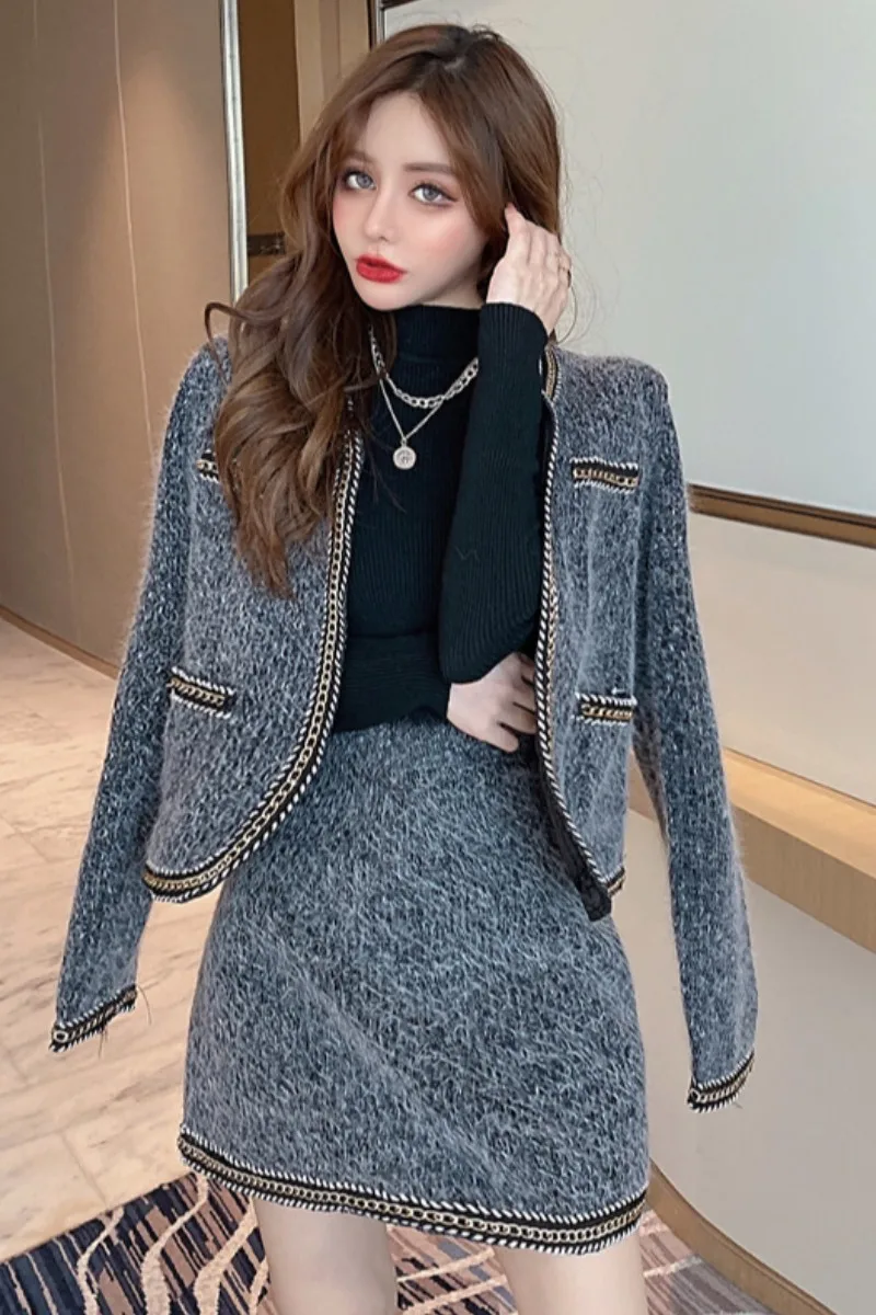Autumn 2020 New Style Celebrity Temperament Fashion Suit Women's Skirt Two Sets Of Foreign Style Small Age Reduction Skirt
Autumn 2020 New Style Celebrity Temperament Fashion Suit Women's Skirt Two Sets Of Foreign Style Small Age Reduction Skirt