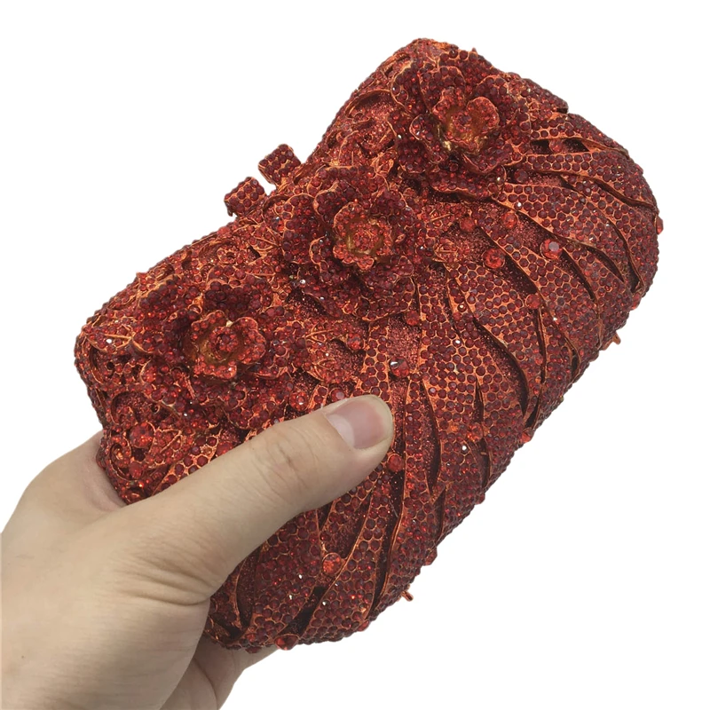 Elegant Red Women Flower Clutch Crystal Evening Party Bags Hollow Hard Case Wedding Clutches Purses Bridal Rhinestones Handbags
Elegant Red Women Flower Clutch Crystal Evening Party Bags Hollow Hard Case Wedding Clutches Purses Bridal Rhinestones Handbags