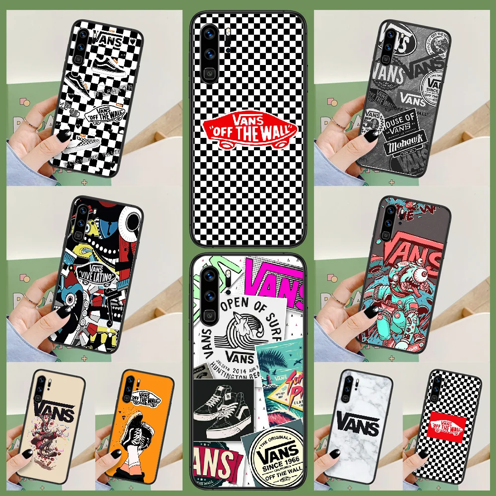 American luxury brand skateboarding Phone Case For Huawei P Mate Smart 10 20 30 40 Lite Z 2019 Pro black Back Silicone
American luxury brand skateboarding Phone Case For Huawei P Mate Smart 10 20 30 40 Lite Z 2019 Pro black Back Silicone