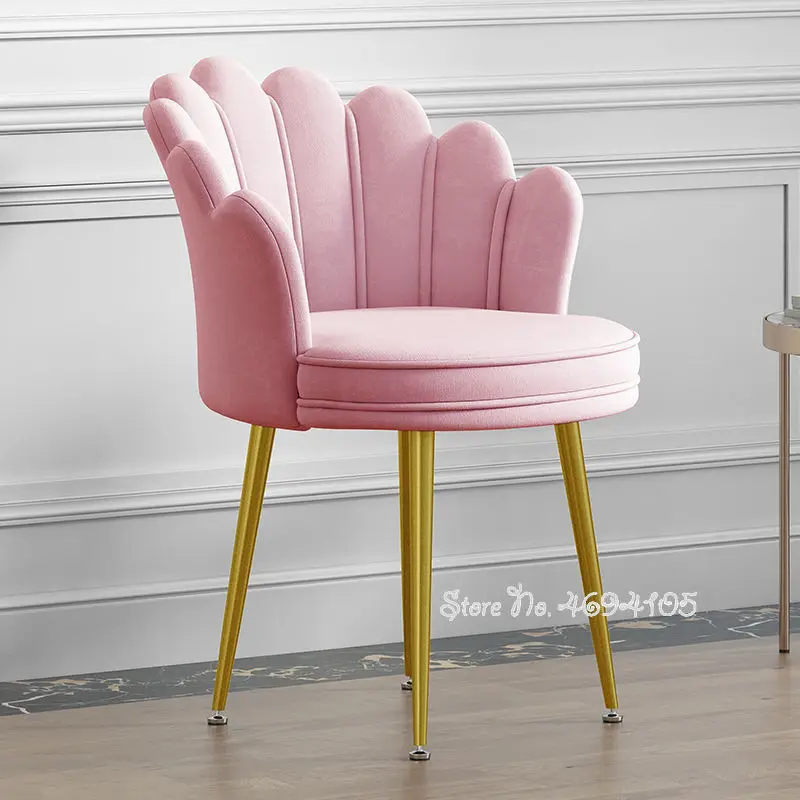 NEW Nordic Dining Chair Kitchen Furniture Luxury Ins Chair Makeup Armchair Nail Simple Living Room Backrest Velvet Bar Stool
NEW Nordic Dining Chair Kitchen Furniture Luxury Ins Chair Makeup Armchair Nail Simple Living Room Backrest Velvet Bar Stool