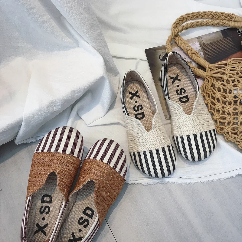 2020 New listing spring fashion flat women shoes Wild round toe soft lining comfortable flat casual shoes W33-42
2020 New listing spring fashion flat women shoes Wild round toe soft lining comfortable flat casual shoes W33-42