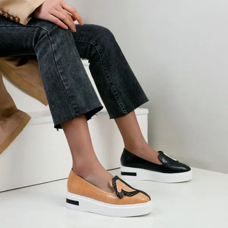 Coolcept Women Pumps Mix Color Thick Bottom Women Spring Shoes Fashion Cool Ladies Shoes Party Daily Footwear Size 34-43
Coolcept Women Pumps Mix Color Thick Bottom Women Spring Shoes Fashion Cool Ladies Shoes Party Daily Footwear Size 34-43