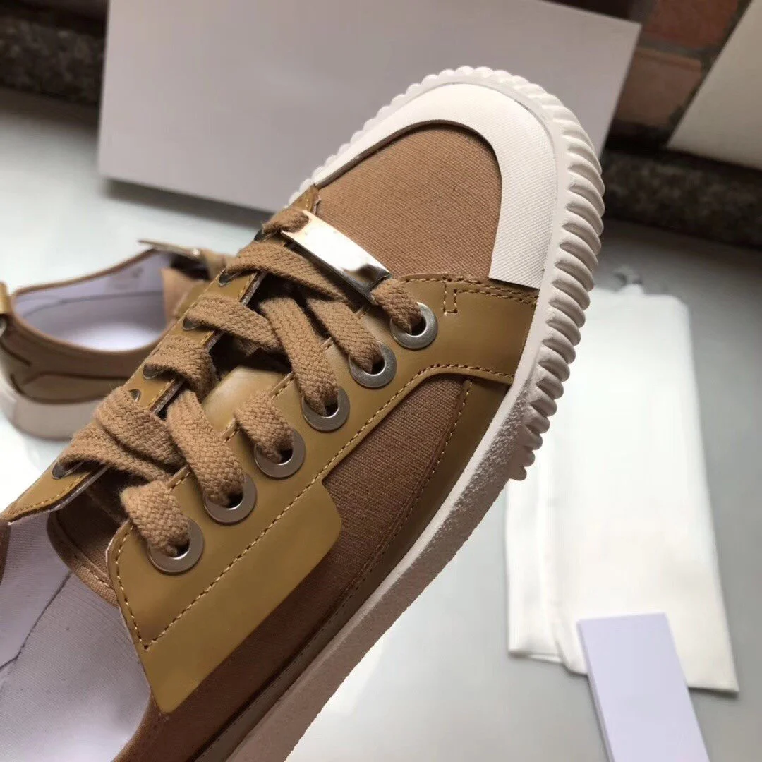 Hot Selling Women's Casual Leather Martin boots Women's Shoes Designer Simple Women's Shoes Ins Fashion TOP2020
Hot Selling Women's Casual Leather Martin boots Women's Shoes Designer Simple Women's Shoes Ins Fashion TOP2020