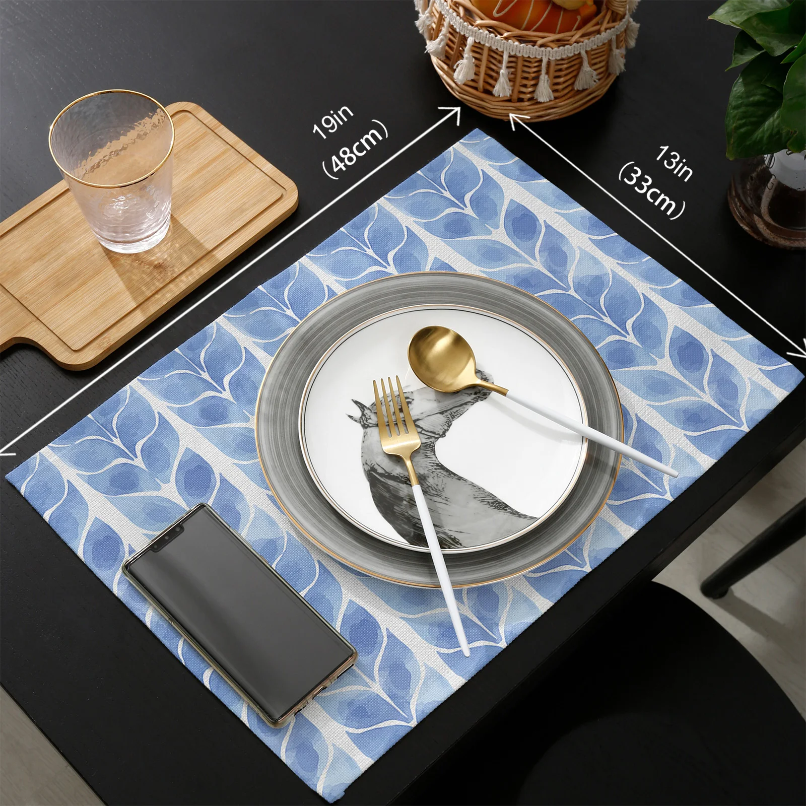 Watercolor Blue Leaves Table Runner Set Wedding Table Decoration Home Kitchen Dining Table Decor Placemats 
Watercolor Blue Leaves Table Runner Set Wedding Table Decoration Home Kitchen Dining Table Decor Placemats