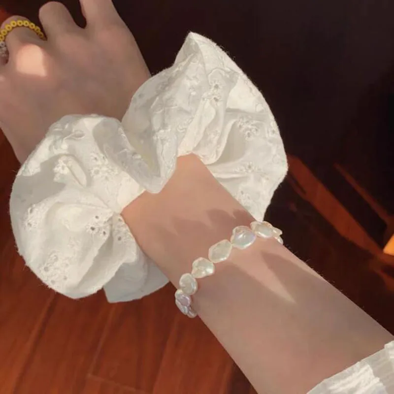 New arrival Fashion summer women Hair bands cotton lace hair scrunchies girl's hair Tie Accessories Ponytail Holder
New arrival Fashion summer women Hair bands cotton lace hair scrunchies girl's hair Tie Accessories Ponytail Holder