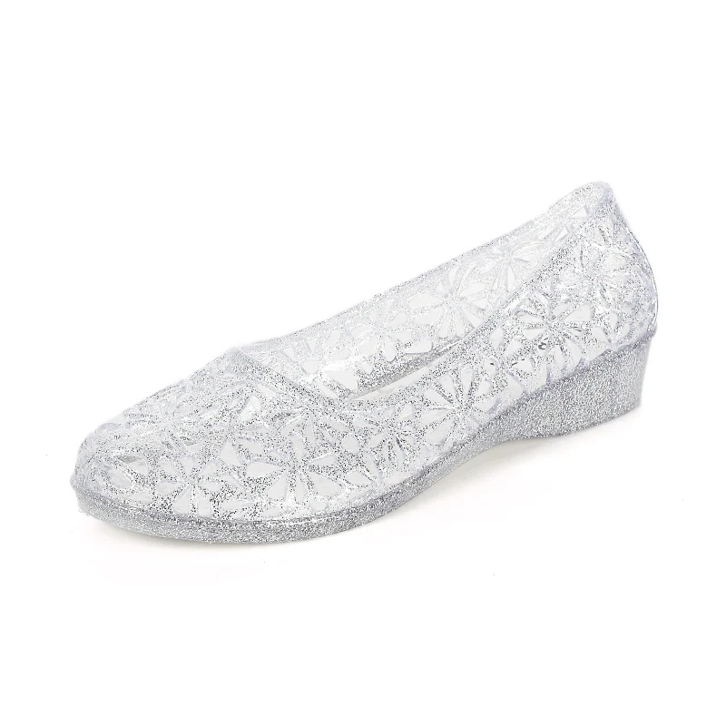 Hole shoes female 2021 new summer hollow plastic rubber sandals crystal Baotou wear bird's nest flat beach rain boots
Hole shoes female 2021 new summer hollow plastic rubber sandals crystal Baotou wear bird's nest flat beach rain boots