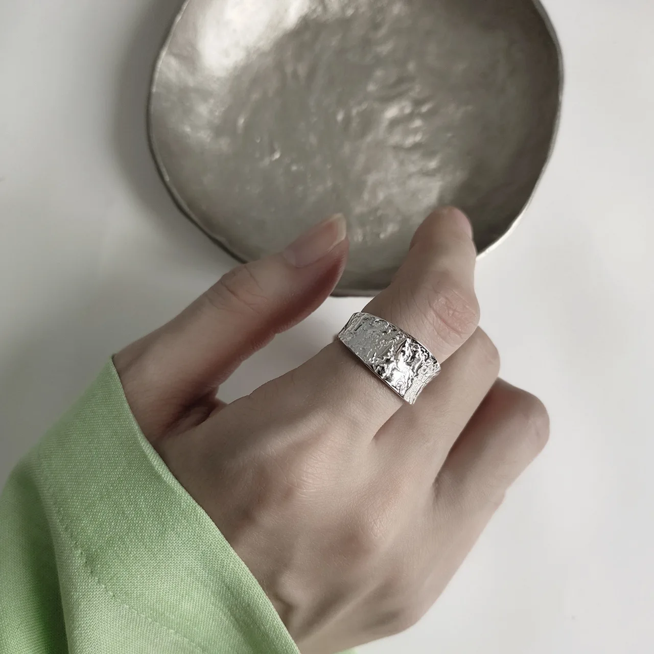 Korean-style Ornament 925 Sterling Silver Ring Online Celebrity INS Irregular Moon Surface Ring Rings Jewelry Fashion
Korean-style Ornament 925 Sterling Silver Ring Online Celebrity INS Irregular Moon Surface Ring Rings Jewelry Fashion
