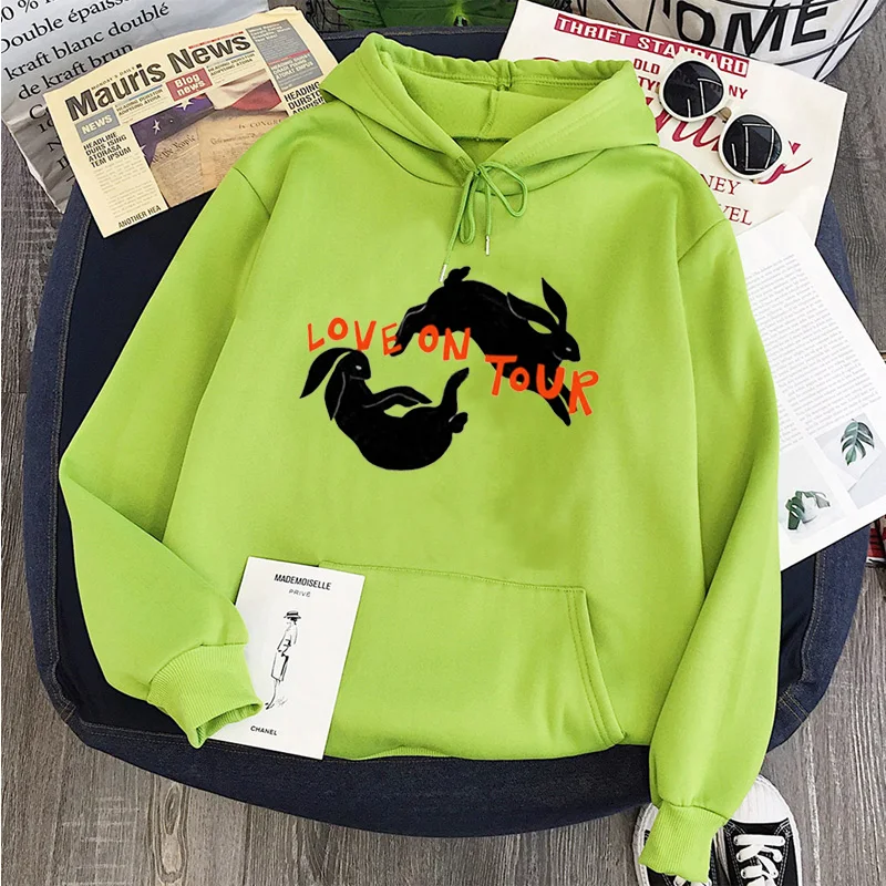 Love on Tour Sweatshirt Women Fall 2020 Women Clothing Dropshipping Fashion Movie Character Black Hoodies Music Sweatshirts L
Love on Tour Sweatshirt Women Fall 2020 Women Clothing Dropshipping Fashion Movie Character Black Hoodies Music Sweatshirts L