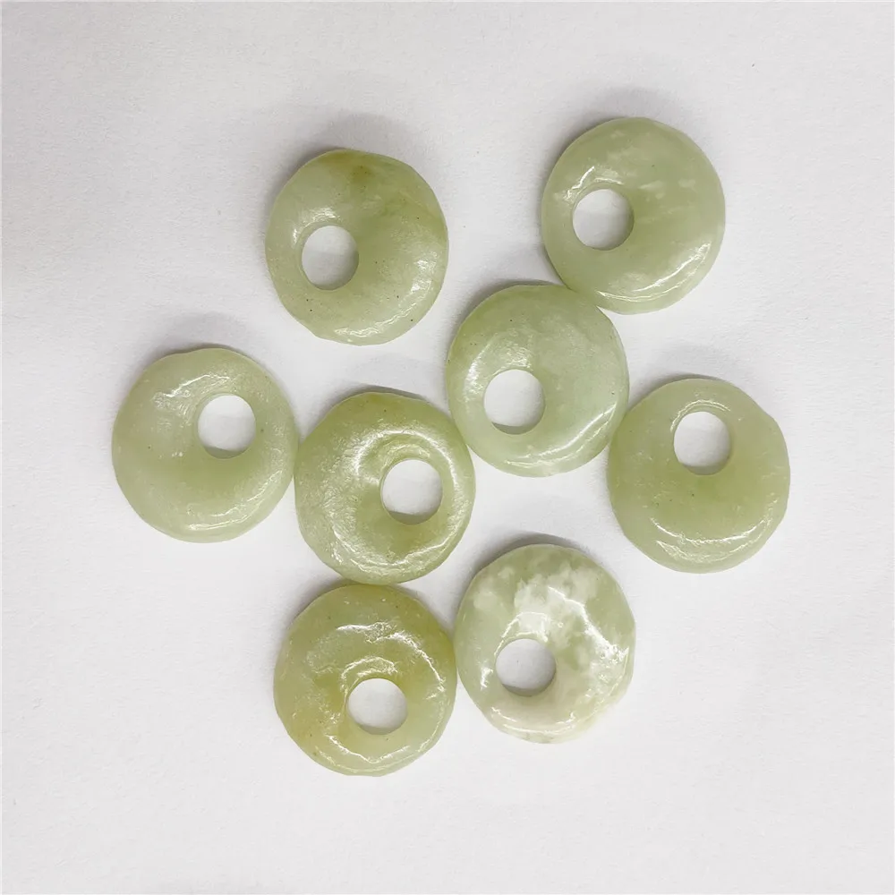 8Pcs 20x7mm Natural Light Green New Jade Donuts Pendant Bead For DIY Jewelry Necklace Bracelet Making Accessories Creative Gifts
8Pcs 20x7mm Natural Light Green New Jade Donuts Pendant Bead For DIY Jewelry Necklace Bracelet Making Accessories Creative Gifts