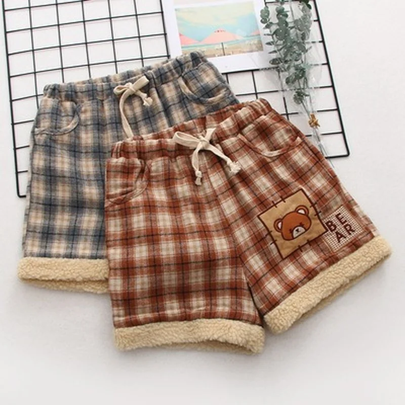 Kawaii Winter Warm Shorts Girl Cute Bear Women Wool Shorts Japanese Style Vintage Red Plaid Cartoon Fluffy Shorts Woollen Bottom
Kawaii Winter Warm Shorts Girl Cute Bear Women Wool Shorts Japanese Style Vintage Red Plaid Cartoon Fluffy Shorts Woollen Bottom