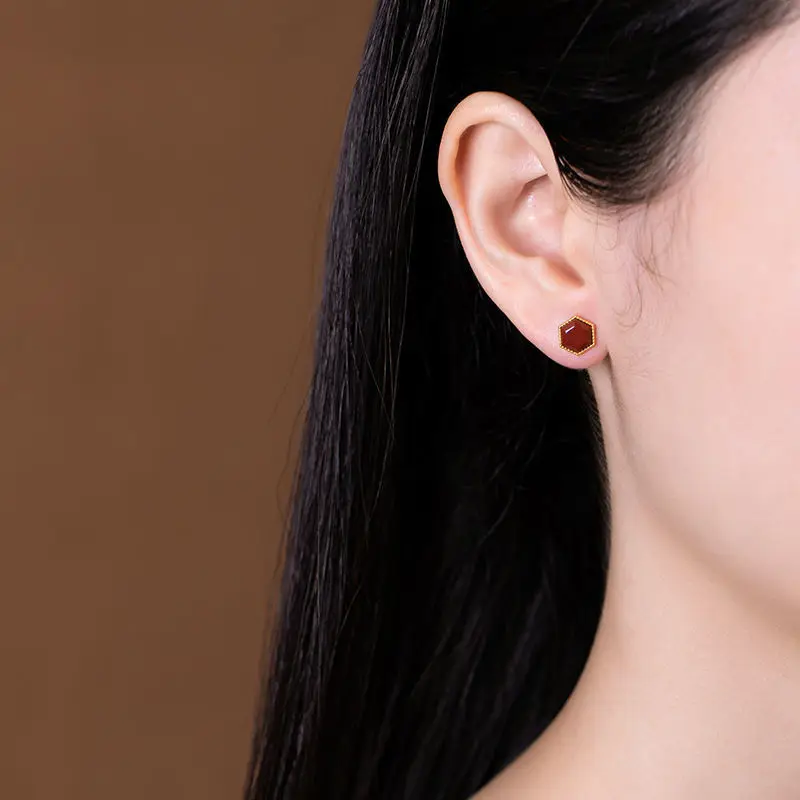 silver inlaid with natural South Red geometric Earrings Chinese style retro fresh elegant minority design women's brand jewelry
silver inlaid with natural South Red geometric Earrings Chinese style retro fresh elegant minority design women's brand jewelry