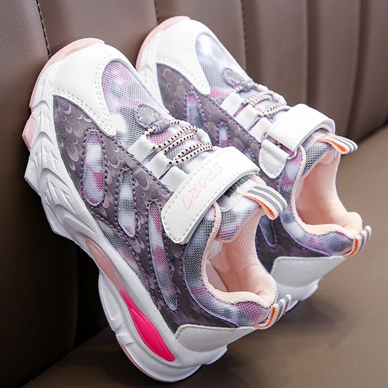 2021 new children's casual shoes sports shoes girls and boys fashion breathable PU leather spring and autumn running shoes
2021 new children's casual shoes sports shoes girls and boys fashion breathable PU leather spring and autumn running shoes