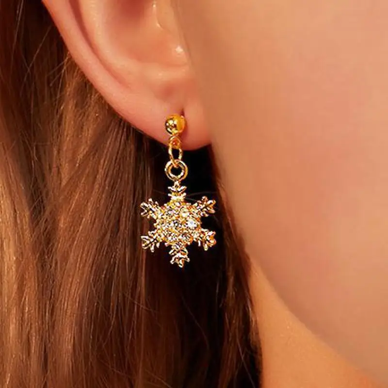 Crystal Snowflake Earrings New Christmas Snowflake Drop Earrings For Women Earing Jewelry New Earings Gold Color Earring 2CF2
Crystal Snowflake Earrings New Christmas Snowflake Drop Earrings For Women Earing Jewelry New Earings Gold Color Earring 2CF2