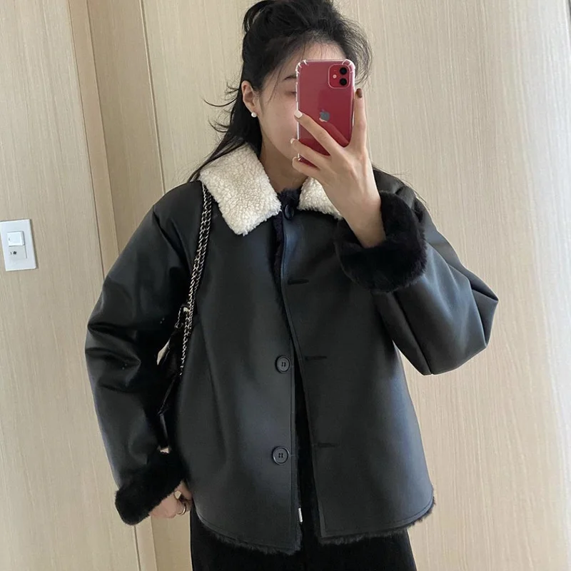 Korean Chic Plush Lapel Single Breasted Loose Thickened Warm Fur Jacket Women's Jacket
Korean Chic Plush Lapel Single Breasted Loose Thickened Warm Fur Jacket Women's Jacket