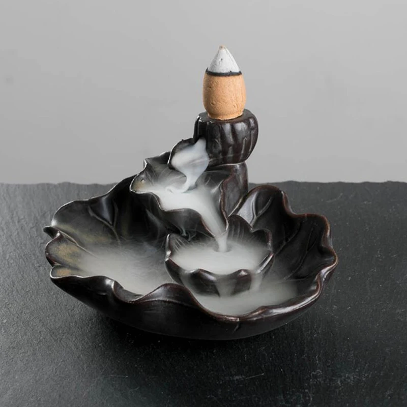 Incense Burner Censer Ceramics Art Gift Garden Home Lotus Leaf Back Flow Practical Elegant Backflow Decor Smoke Backward
Incense Burner Censer Ceramics Art Gift Garden Home Lotus Leaf Back Flow Practical Elegant Backflow Decor Smoke Backward